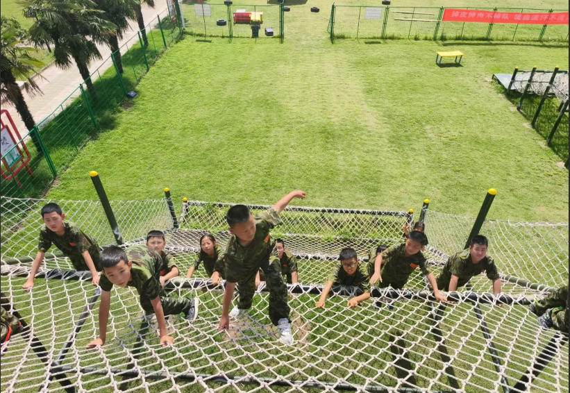 2026焕新:西安火蓝少年夏令营,拓展夏令营怎么选力荐