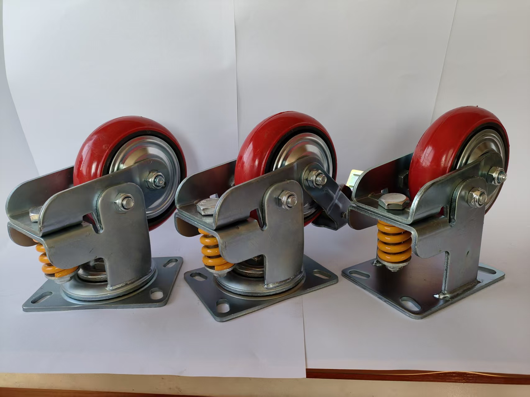 2026年性价比之选:国内静音万向轮/圆顶万向轮直销厂家口碑TOP榜